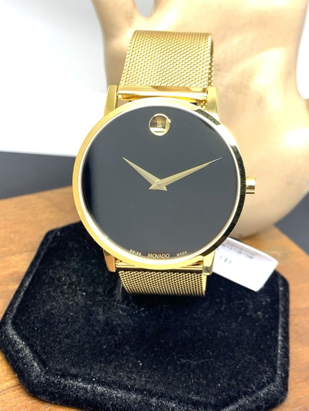 Movado Men's Watch 0607396 Museum Black Dial Swiss Quartz Gold Mesh Steel 40mm